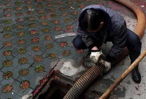 易县高压清洗管道公司分享下为什么要高压清洗板换